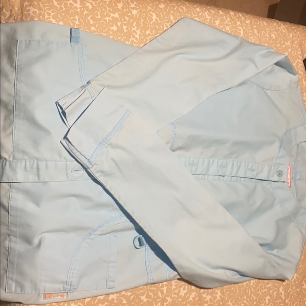 Koi Small baby blue scrub jacket